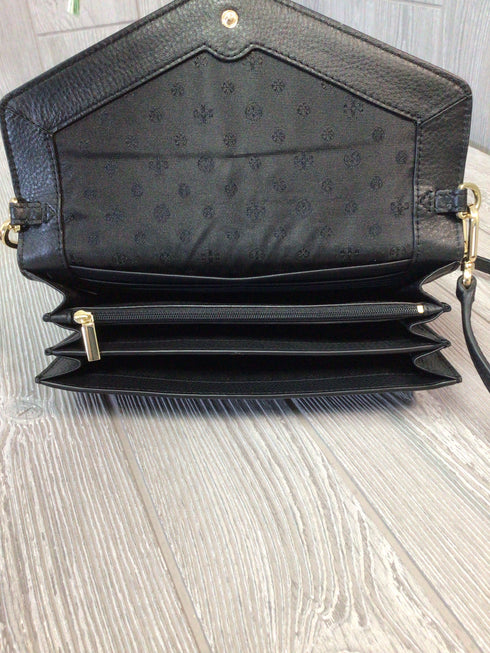 Tory Burch Landon Pebbled Expandable concierge wallet Crossbody